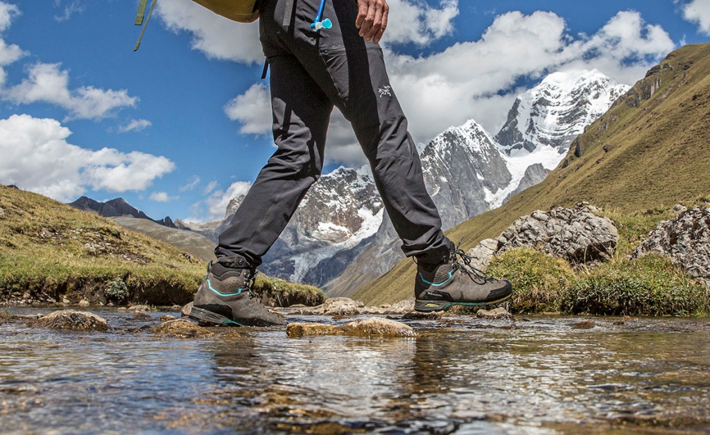 Как выбрать кроссовки для походов